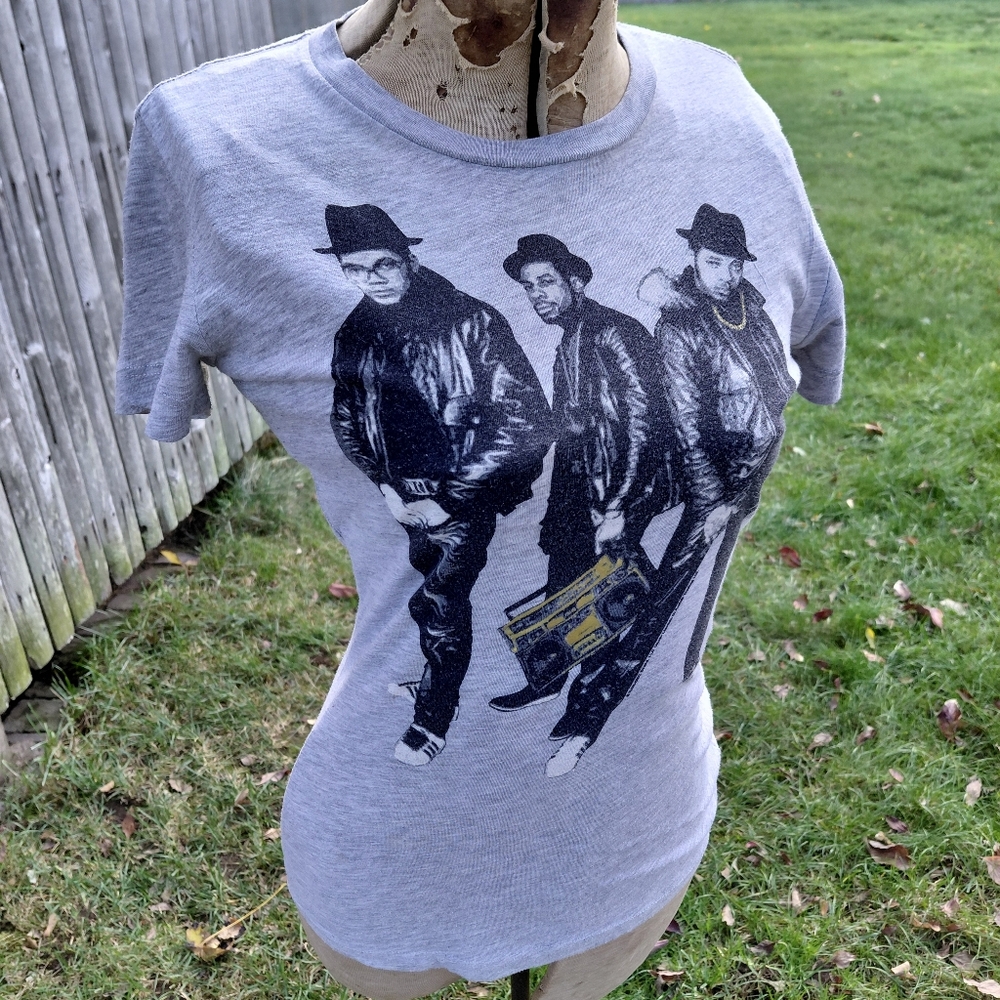 Run DMC tee graphic tshirt Chaser Made in the USA Womens S